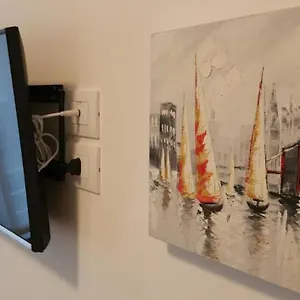 https://fralillo-house.hotelinveneto.com