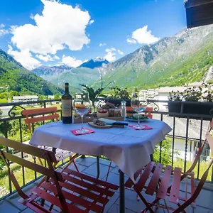 https://ca-nei-ronchi-bregaglia.it-lombardy.com
