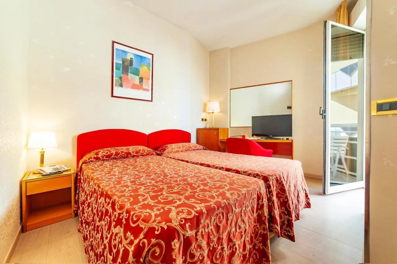 Hotel Kursaal Rimini 3*,